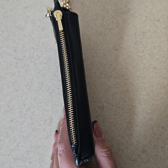 Coach crossbody phone purse - Picture 3 of 8